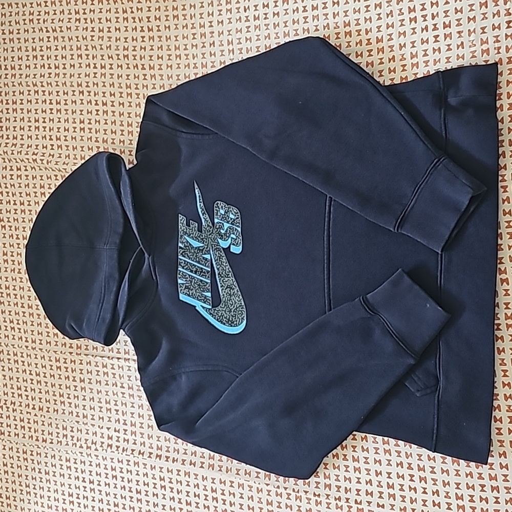 Nike Boys hoodie size Medium